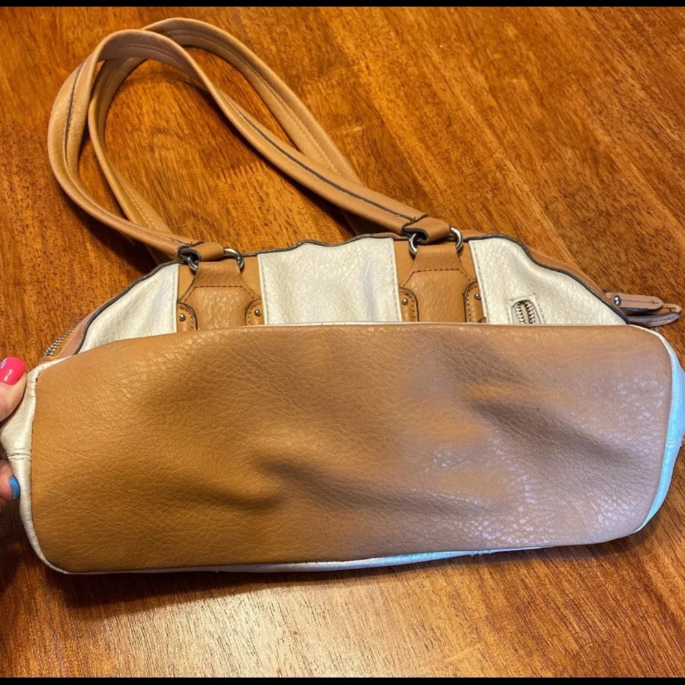 Rossetti Hand Bag - Picture 2 of 4